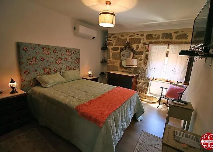 Casa Dos Ferros בית אירוח *
